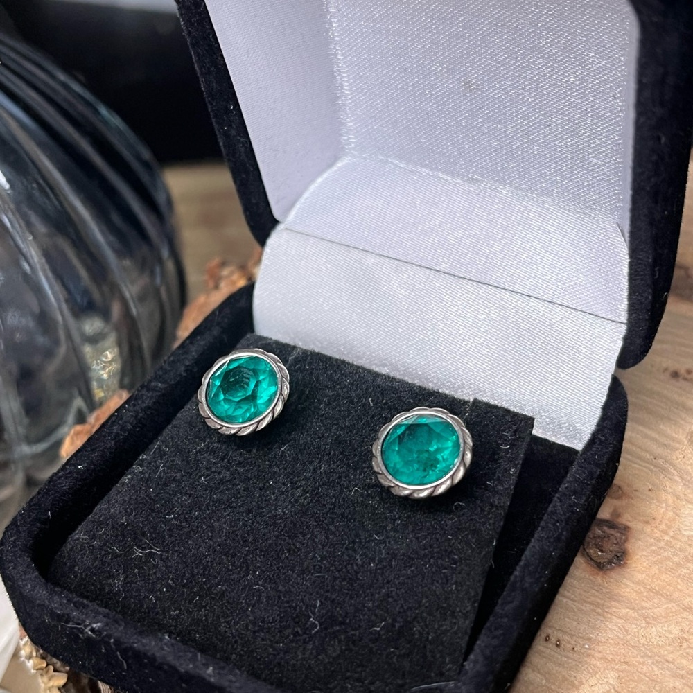 Brighton Emerald Green Stud Circle Earrings - Picture 2 of 5